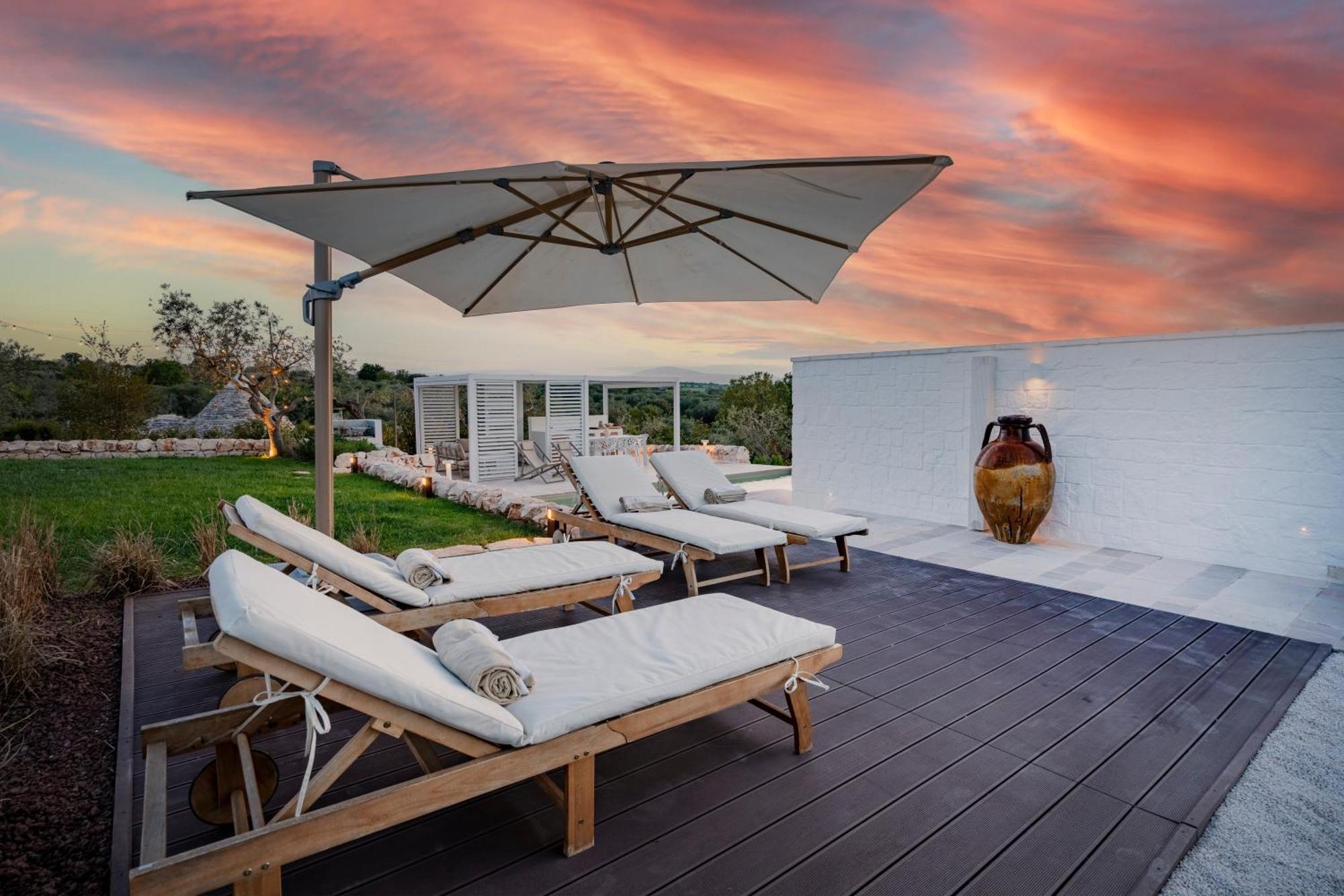 Trullo Perla Greta - Luxury Country Villa & Private Heated Pool Alberobello Exterior photo